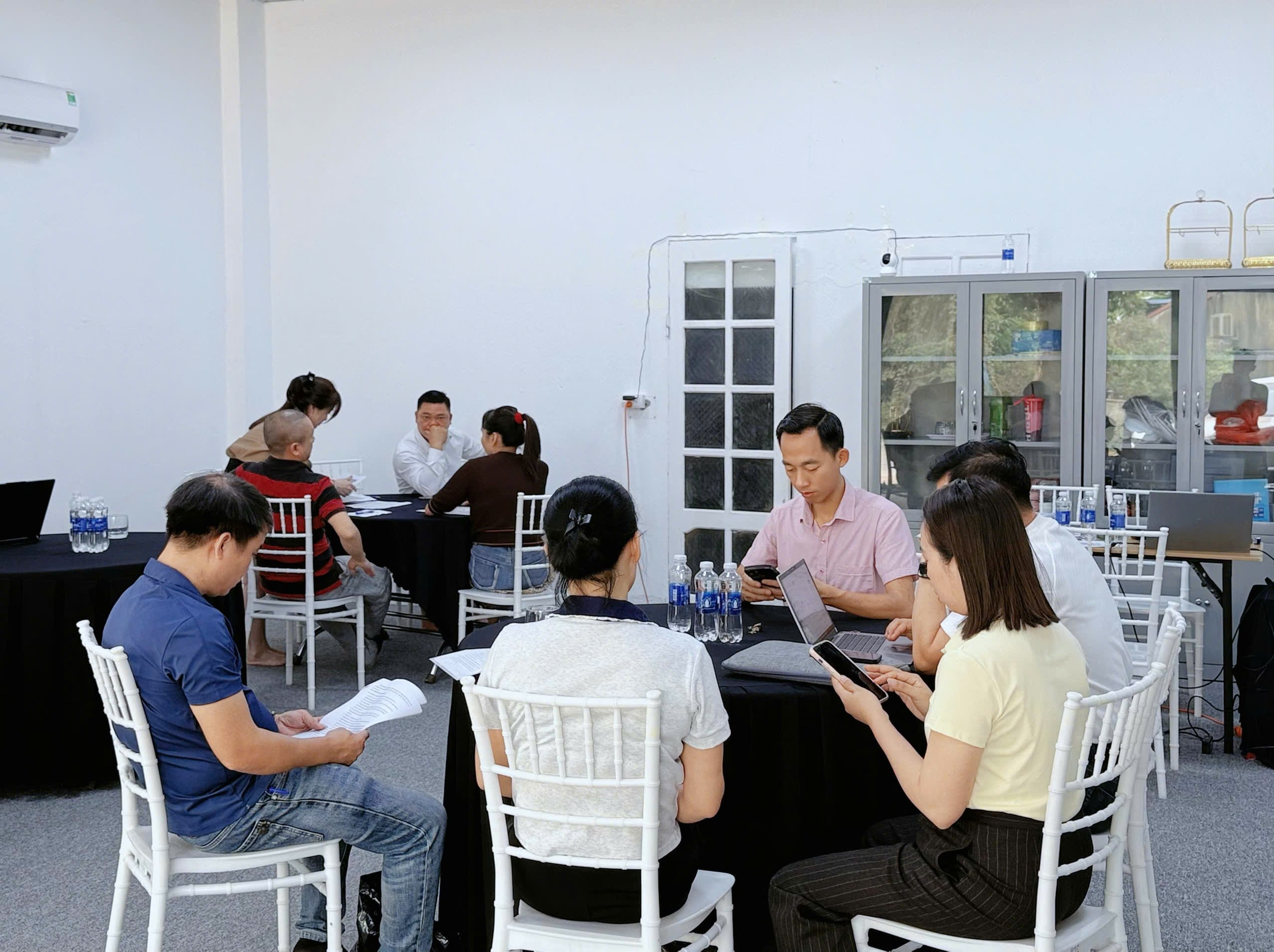 Ký hợp đồng chuyển nhượng 4